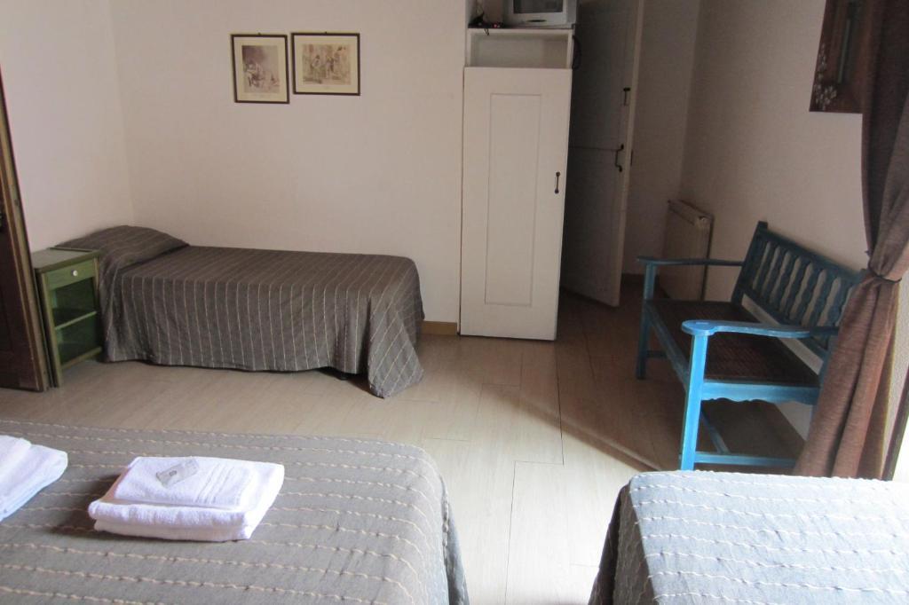I Vespri Bed & Breakfast Katanya Oda fotoğraf